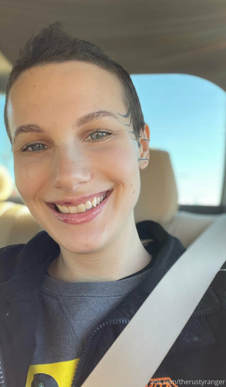 精子オンリーファン ホット 写真