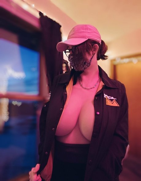 バニープリンセスオンリーファンズ セクシー アーカイブ