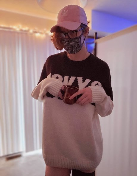 エクストリームオンリーファン ヌード 写真