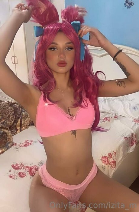 Izita m 裸のポルノスター 画像