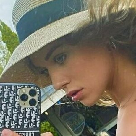 madisonbrock ホットなモデル ギャラリー