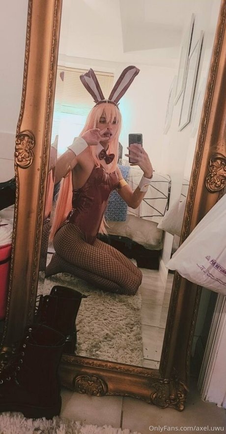 キティ・ウェット・オンリーファンズ セクシー裸 ギャラリー