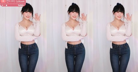 スムーズなオンリーファンズ 無料ポルノ 写真