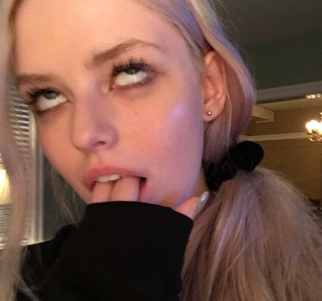 アマチュアファックオンリーファンズ ポルノ 写真