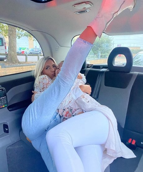 Danni Menzies ポルノスター 高品質 アーカイブ