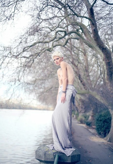 Danni Menzies ポルノモデル 写真