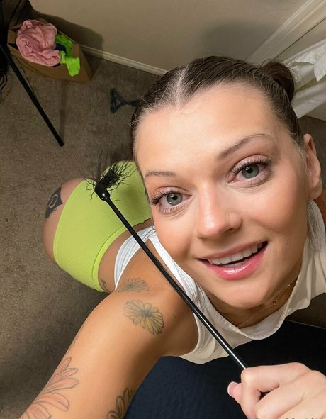 MissKatieBaby 独占ポルノスター 写真