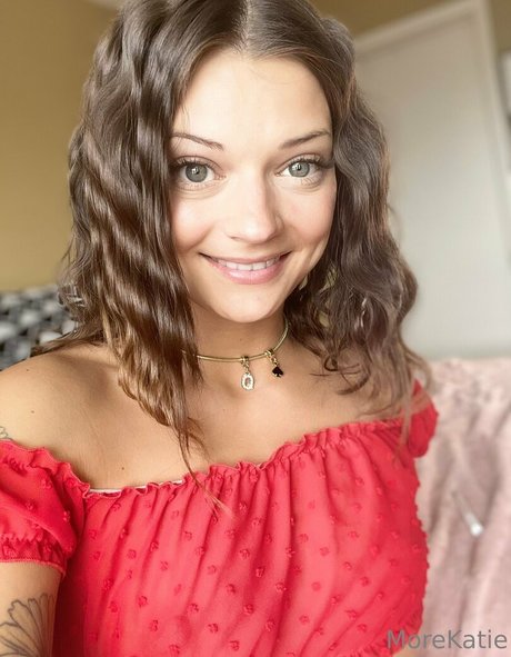 MissKatieBaby トップポルノスター 画像