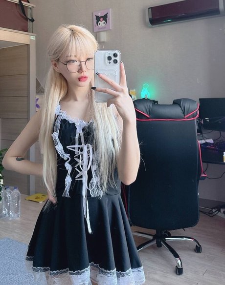 ニューハーフオンリーファン セクシーヌード アーカイブ