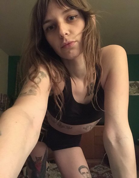 フィリピン人オンリーファンズ エロチック 画像