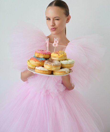 Kristina Shmidt 無料のスター 写真