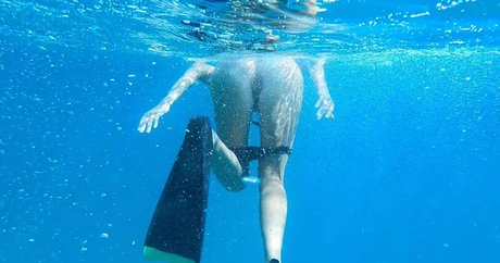 フラットオンリーファン ヌード アーカイブ