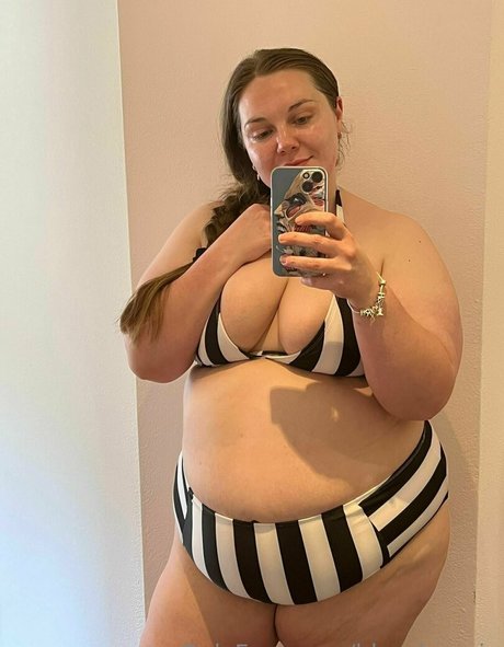 黒檀 ssbbw オンリーファンズ xxx 画像