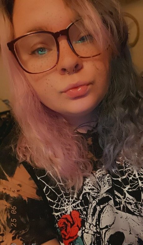 battybitxxfree ポルノスター 無料 写真