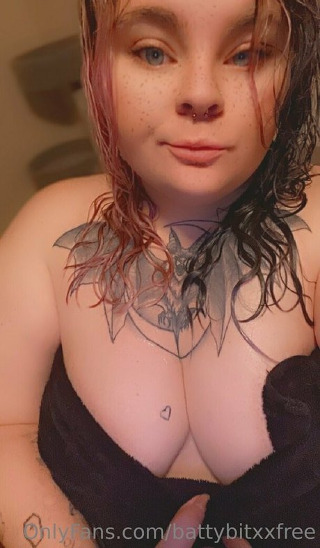 乳首オーガズム オンリーファンズ アート裸 写真