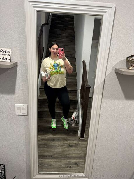 成熟したラテン系オンリーファンズ えろ 写真