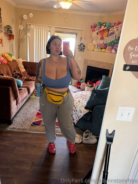 jadynnstonefree ポルノスター ヌード アーカイブ