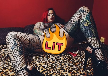 tattoolady d free セクシーなポルノスター 写真