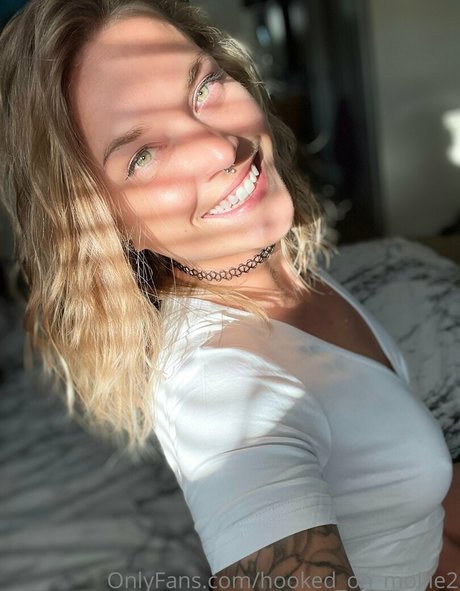 hooked on mollie2 xxx女優 写真