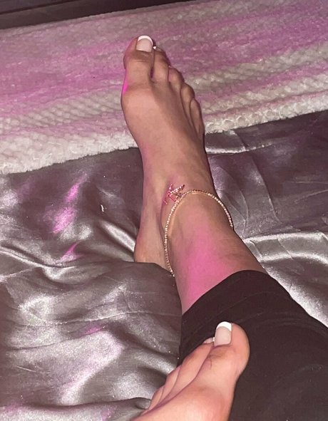 アラブの女の子オンリーファンズ 美しい裸 画像