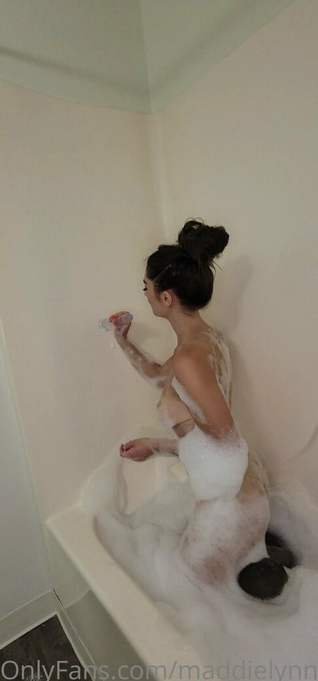 maddielynnfree ヌードのポルノスター 写真