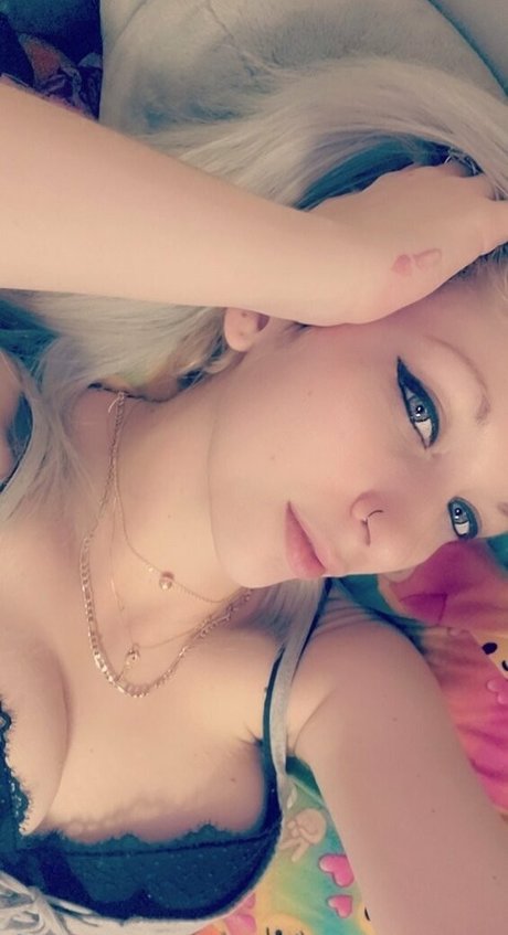 sofieyoungxxx ポルノスター 素敵 写真