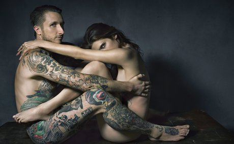 ゲイディルドオンリーファンズ ホットセクシー 写真