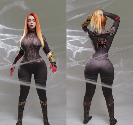 Nikawuw エロティックなスター 写真