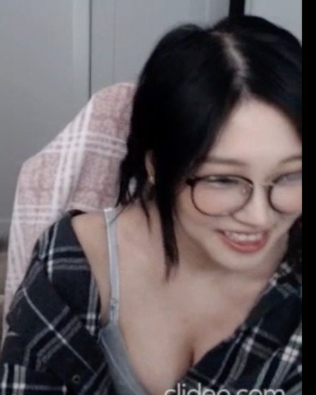 Kang Hee Yoon HDスター 画像