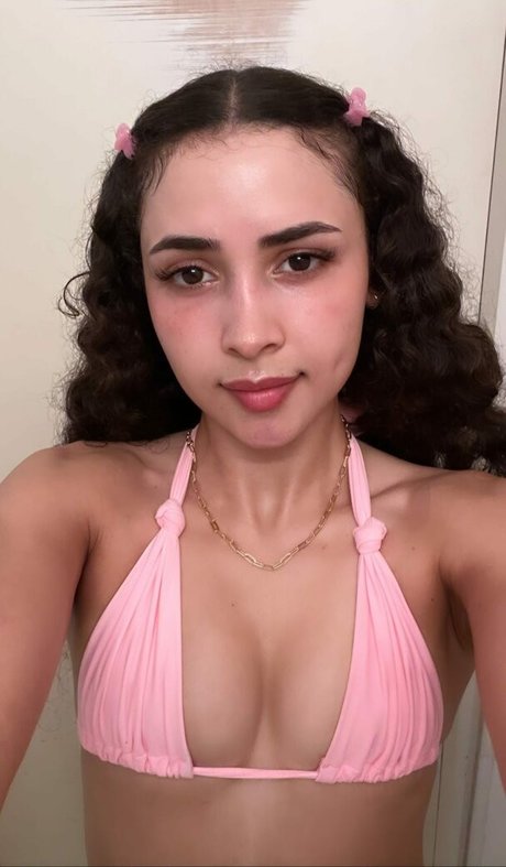 アジア人ニューハーフオンリーファンズ 裸 写真