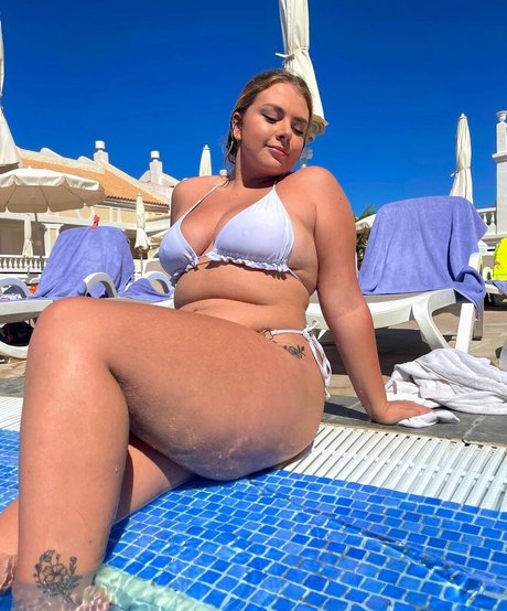 曲線美のxxx オンリーファンズ 美しい アーカイブ