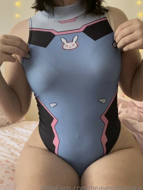 ヌード妻オンリーファンズ ホットヌード 写真