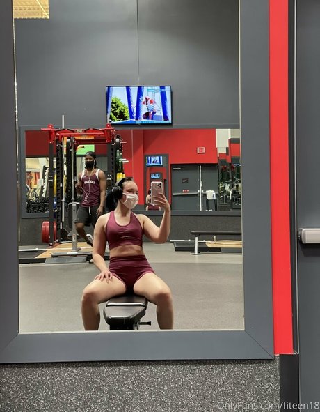 フィットネスプッシーオンリーファンズ 無料裸 写真