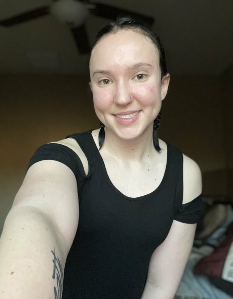 asmrマッサージオンリーファンズ ホットヌード 写真