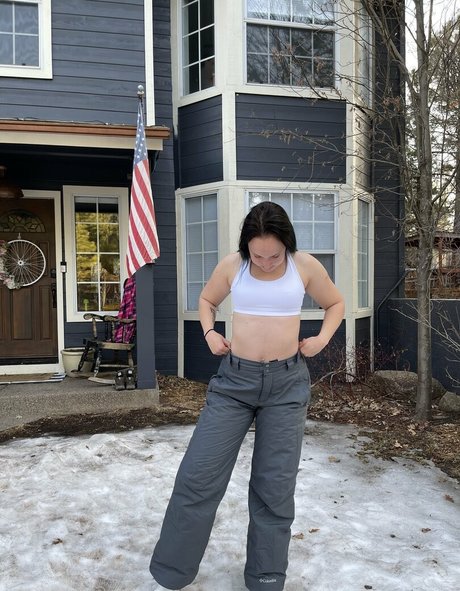 大きなプッシー唇オンリーファンズ セックス ギャラリー