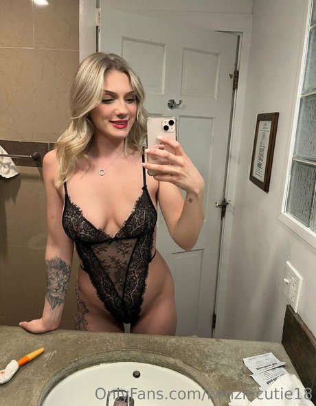 コスプレオナニーオンリーファンズ ポルノ 画像