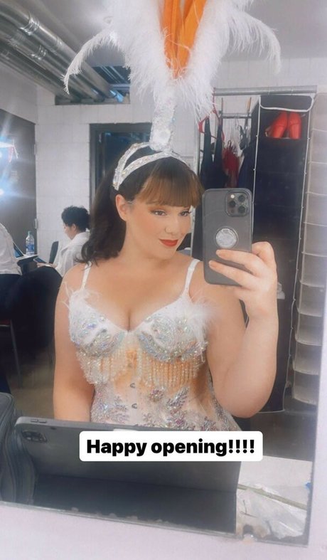 Maggie Renee エロティックなポルノスター 画像