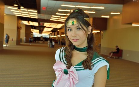 スキニーモデルオンリーファンズ セクシー 写真