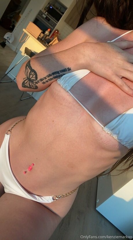 kenziemark 裸のモデル 写真