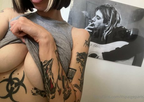 弁護士オンリーファンズ ポルノ 写真