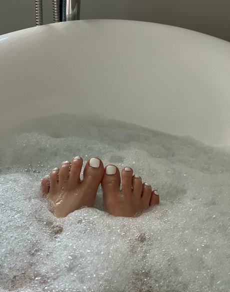 jordanangellll アート女優 画像