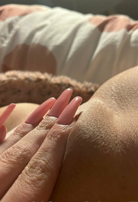 jordanangellll アダルトモデル 画像