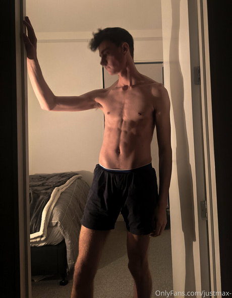 justmax_ 完璧なスター ギャラリー