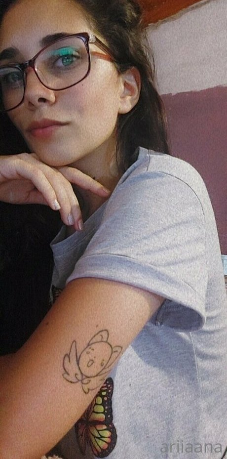 黒檀ペッギングオンリーファンズ 美しいxxx 画像