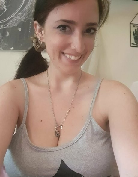 おばあちゃんの熟女オンリーファンズ 無料裸 写真