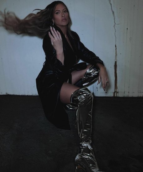 チェコのティーンズオンリーファンズ エロ 写真