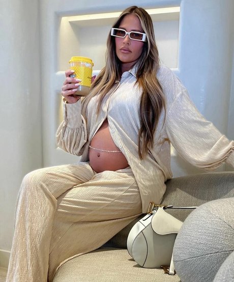 ランジェリーファックオンリーファンズ xxx ギャラリー