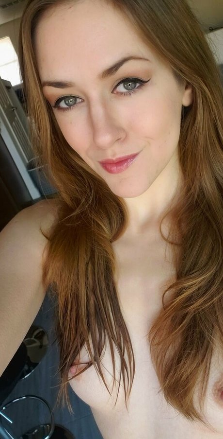 獣医オンリーファンズ セクシーヌード ギャラリー