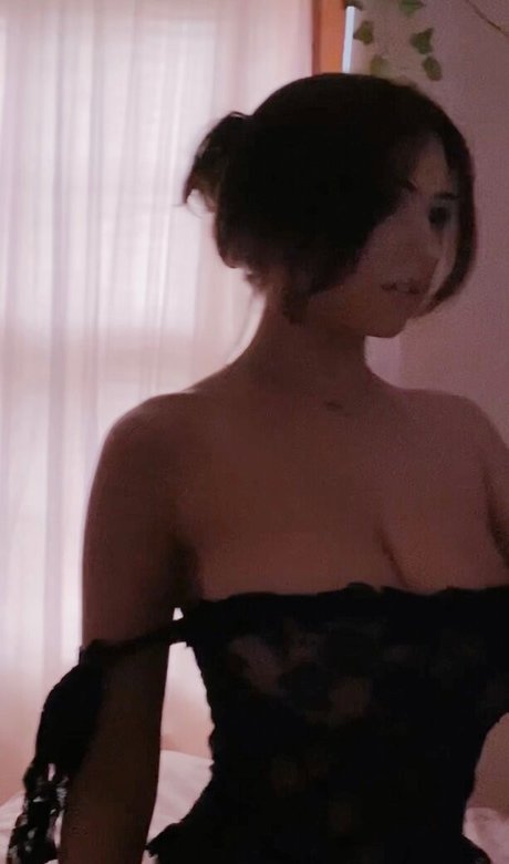 金髪の筋肉オンリーファンズ ポルノ 写真