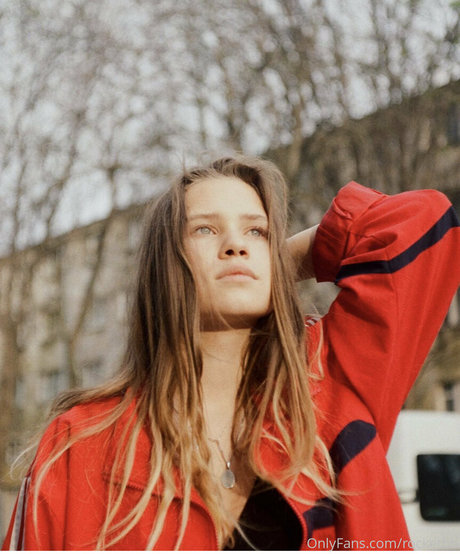 コスプレ ヘンタイ オンリーファンズ アートxxx 写真